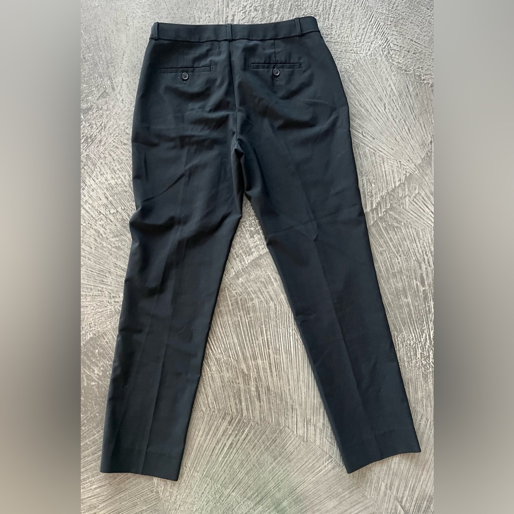 Banana Republic Avery Straight Washable Wool-blend black ankle pants, Size 6L